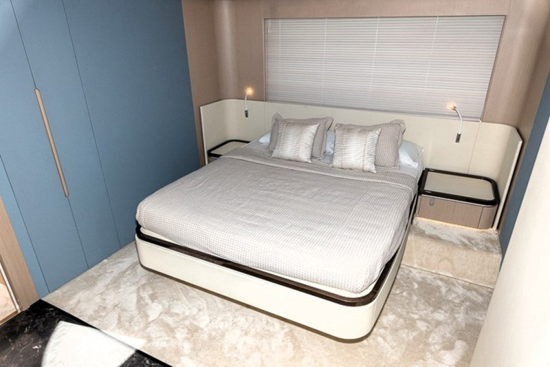 FLY 68 2024 AZIMUT YACHTS