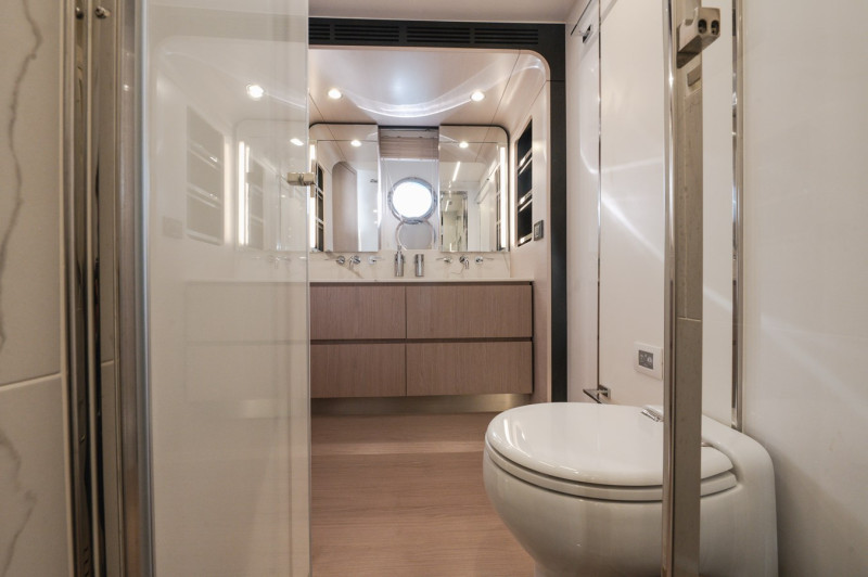 FLY 72 2023 AZIMUT YACHTS