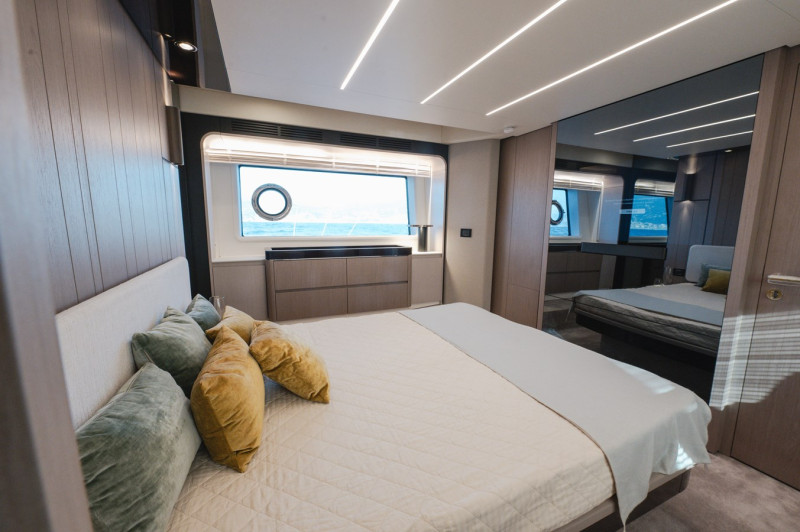 FLY 72 2023 AZIMUT YACHTS