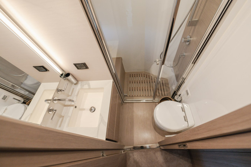 FLY 72 2023 AZIMUT YACHTS