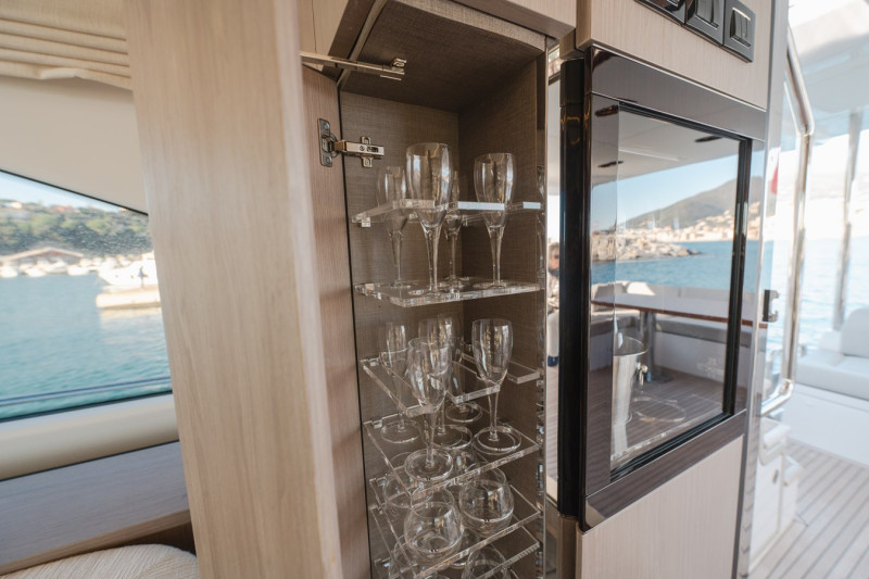 FLY 72 2023 AZIMUT YACHTS