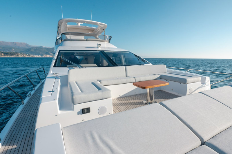 FLY 72 2023 AZIMUT YACHTS