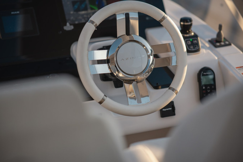 FLY 72 2023 AZIMUT YACHTS