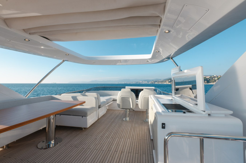 FLY 72 2023 AZIMUT YACHTS