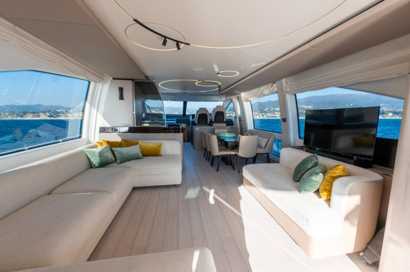 FLY 72 2023 AZIMUT YACHTS