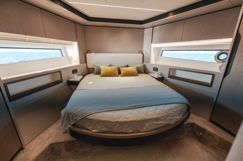FLY 72 2023 AZIMUT YACHTS