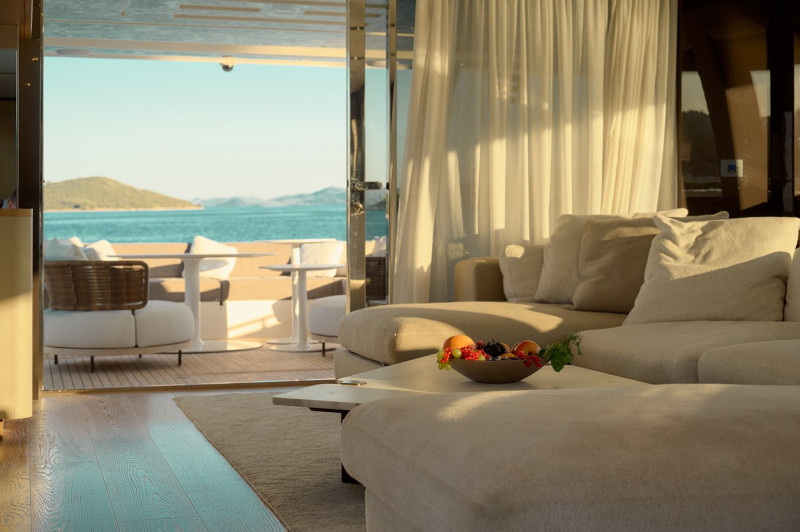 2019 FERRETTI YACHTS