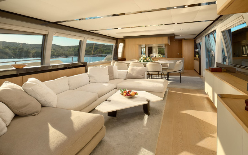 2019 FERRETTI YACHTS