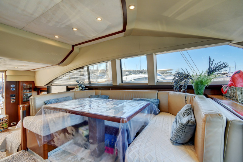 PRINCESS 62 2009 PRINCESS YACHTS