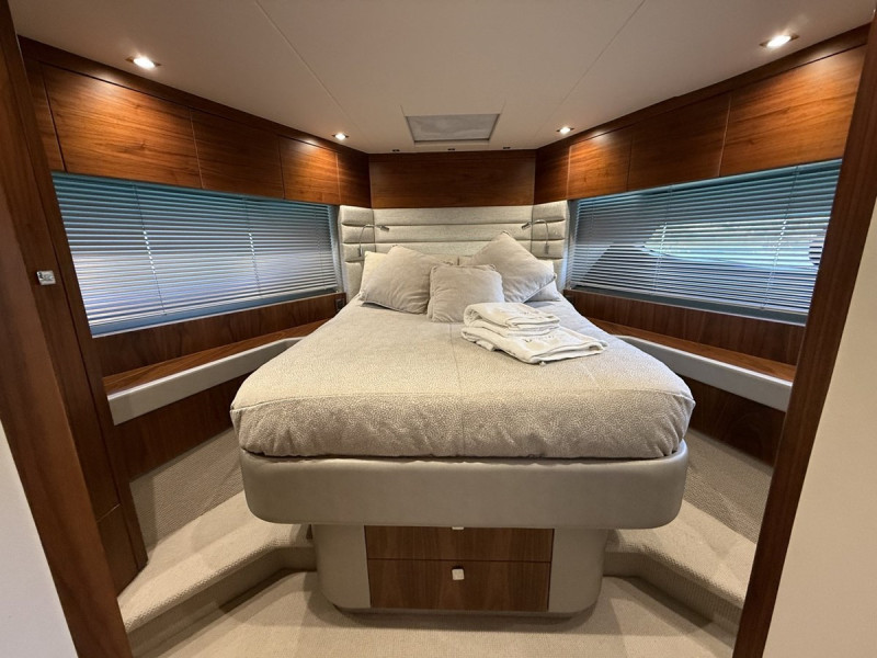 MANHATTAN 66 2018 SUNSEEKER