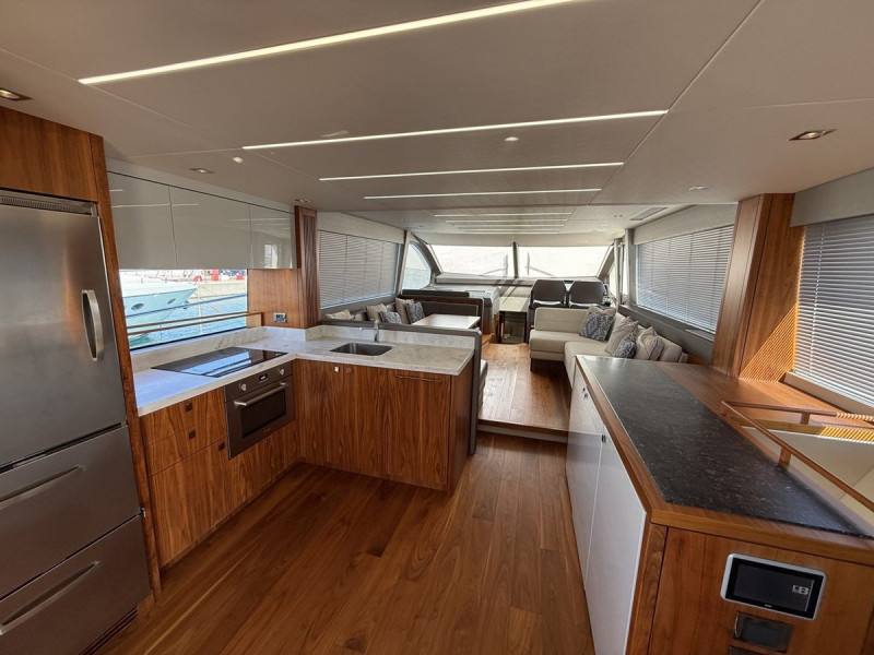 MANHATTAN 66 2018 SUNSEEKER