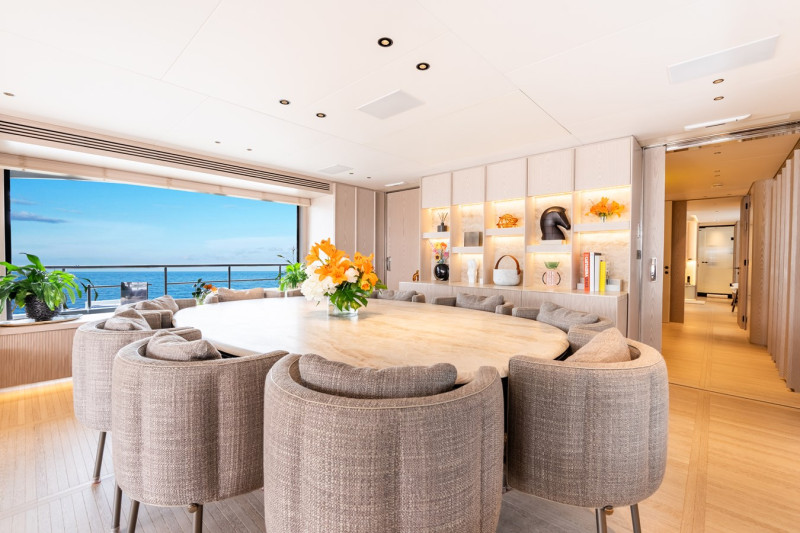 34 Oasis 2024 BENETTI YACHTS