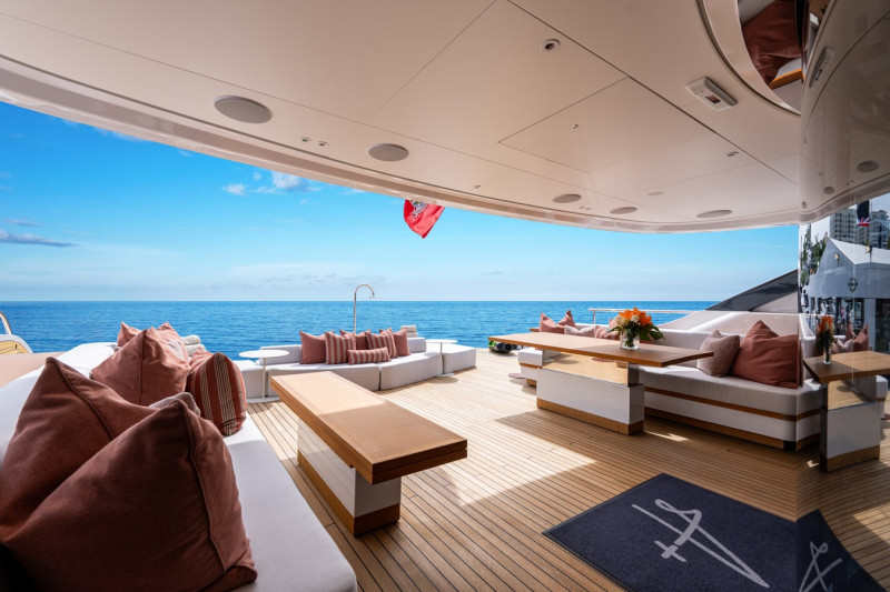 34 OASIS 2024 BENETTI YACHTS