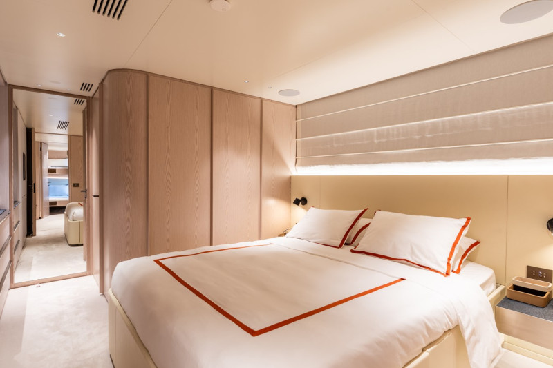 34 Oasis 2024 BENETTI YACHTS