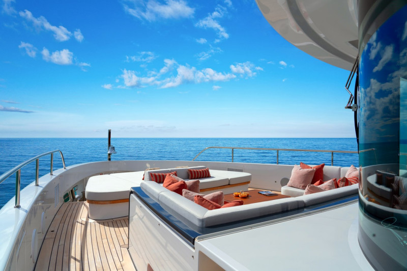 34 Oasis 2024 BENETTI YACHTS