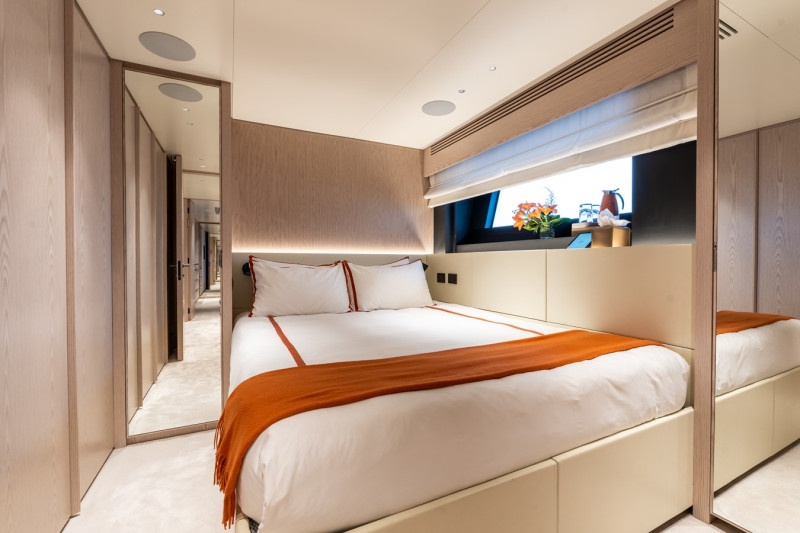 34 Oasis 2024 BENETTI YACHTS