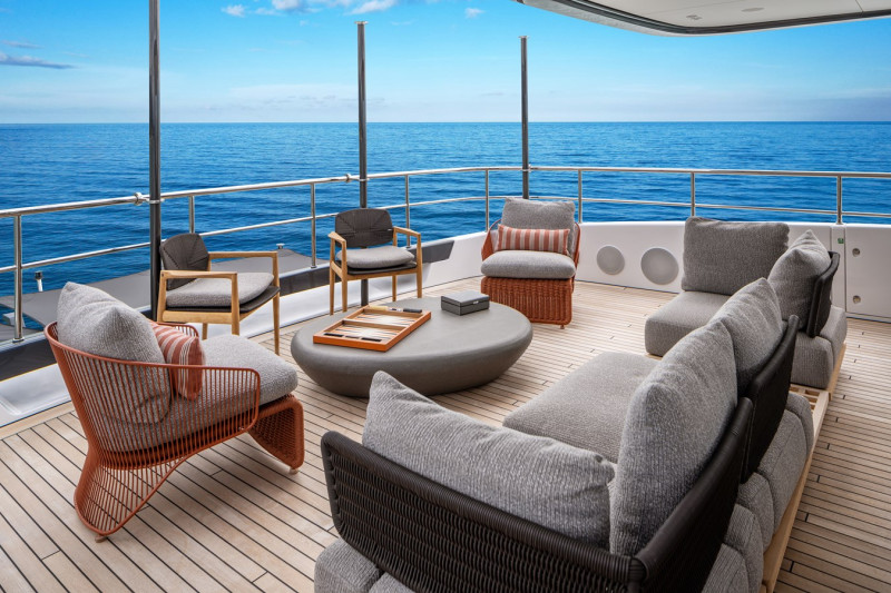 34 Oasis 2024 BENETTI YACHTS