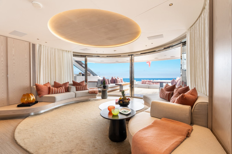 34 Oasis 2024 BENETTI YACHTS