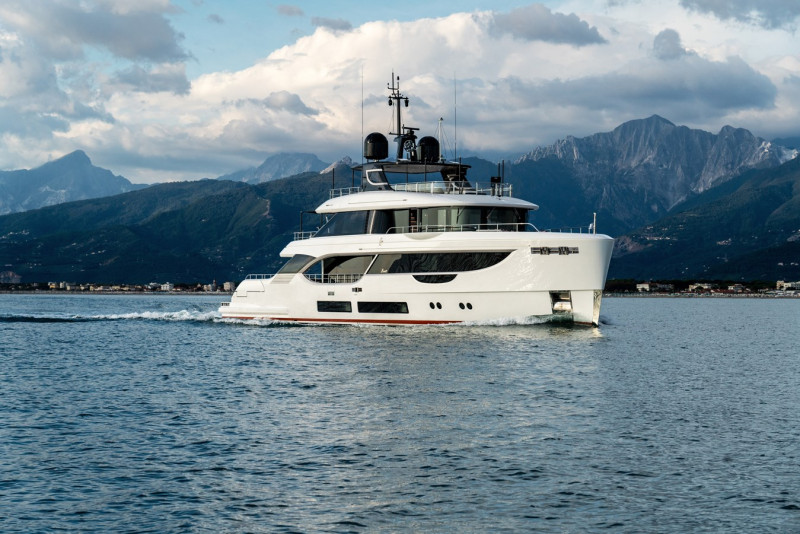 34 Oasis 2024 BENETTI YACHTS