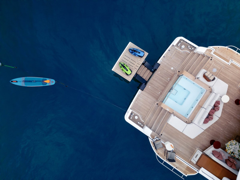 34 Oasis 2024 BENETTI YACHTS