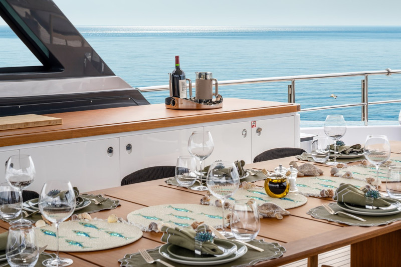 34 OASIS 2024 BENETTI YACHTS