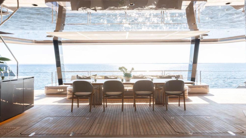 2025 SUNREEF YACHTS