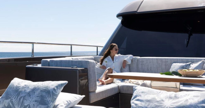 2025 SUNREEF YACHTS