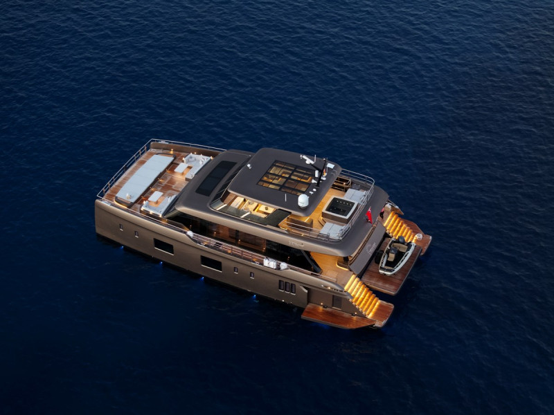 2025 SUNREEF YACHTS