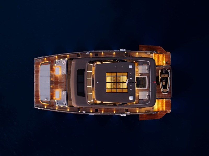 2025 SUNREEF YACHTS