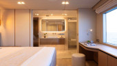 2025 SUNREEF YACHTS