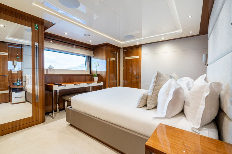SUNSEEKER 131 2017 SUNSEEKER
