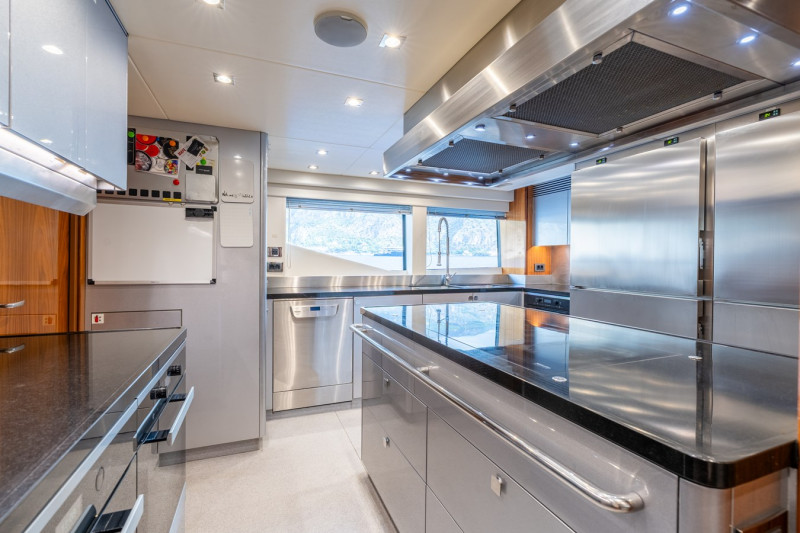SUNSEEKER 131 2017 SUNSEEKER