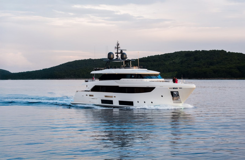 NAVETTA 33 2019 CUSTOM LINE