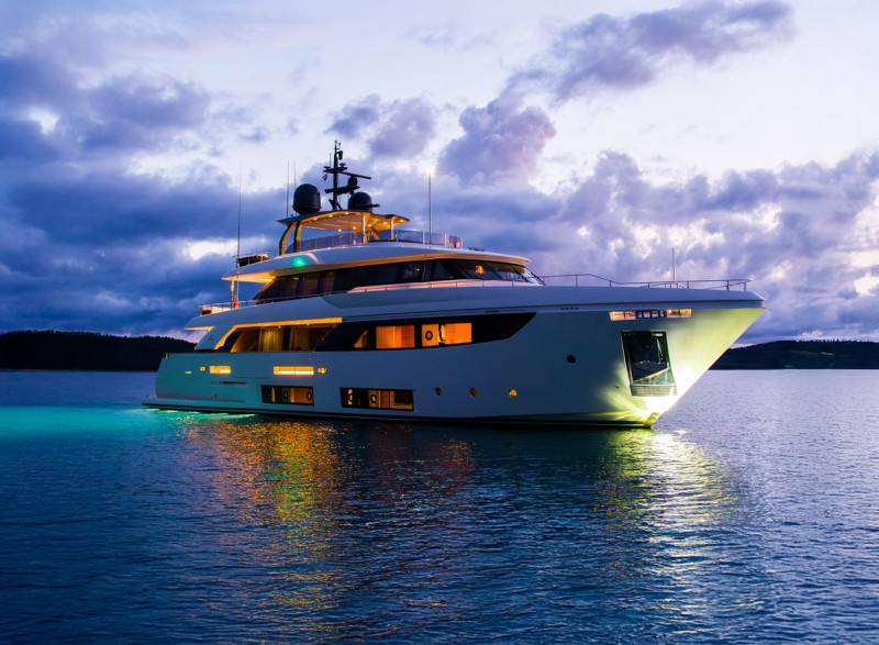 NAVETTA 33 2019 CUSTOM LINE