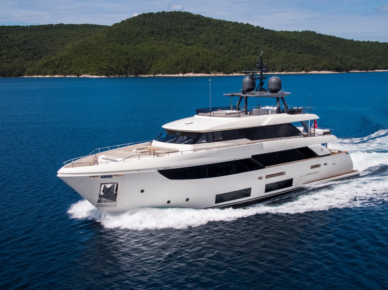 NAVETTA 33 2019 CUSTOM LINE