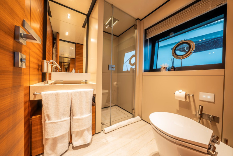 NAVETTA 33 2019 CUSTOM LINE