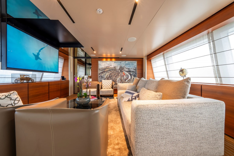 NAVETTA 33 2019 CUSTOM LINE