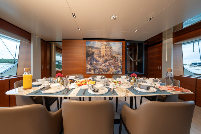 NAVETTA 33 2019 CUSTOM LINE