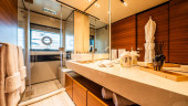 NAVETTA 33 2019 CUSTOM LINE