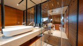 NAVETTA 33 2019 CUSTOM LINE