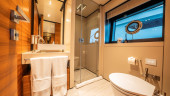 NAVETTA 33 2019 CUSTOM LINE