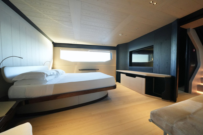 SD118 2021 SANLORENZO YACHTS