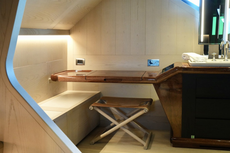 SD118 2021 SANLORENZO YACHTS