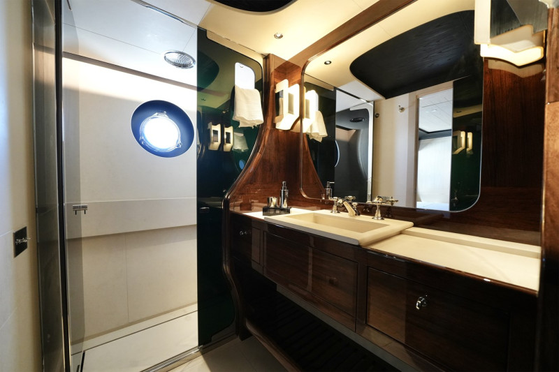 SD118 2021 SANLORENZO YACHTS