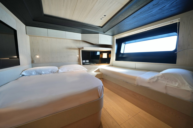 SD118 2021 SANLORENZO YACHTS