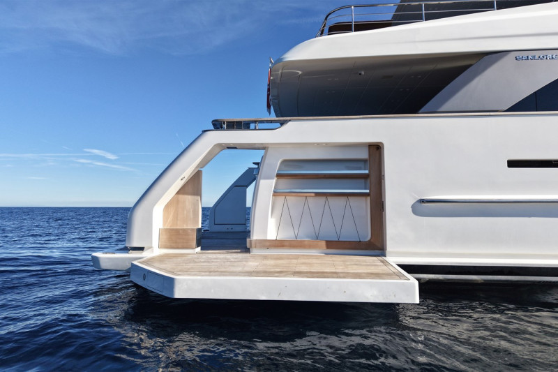 SD118 2021 SANLORENZO YACHTS