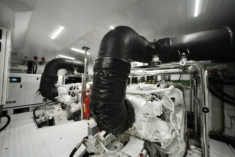 SD118 2021 SANLORENZO YACHTS