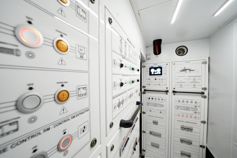 SD118 2021 SANLORENZO YACHTS