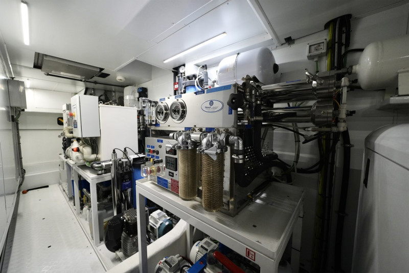 SD118 2021 SANLORENZO YACHTS