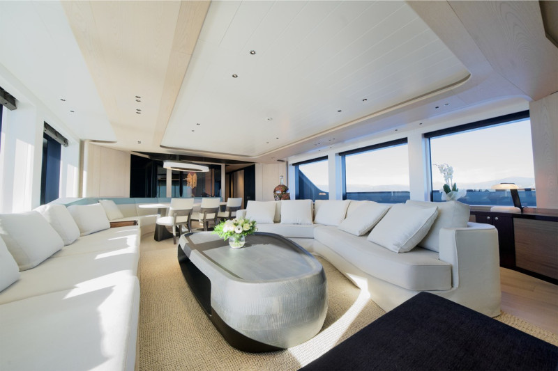 SD118 2021 SANLORENZO YACHTS